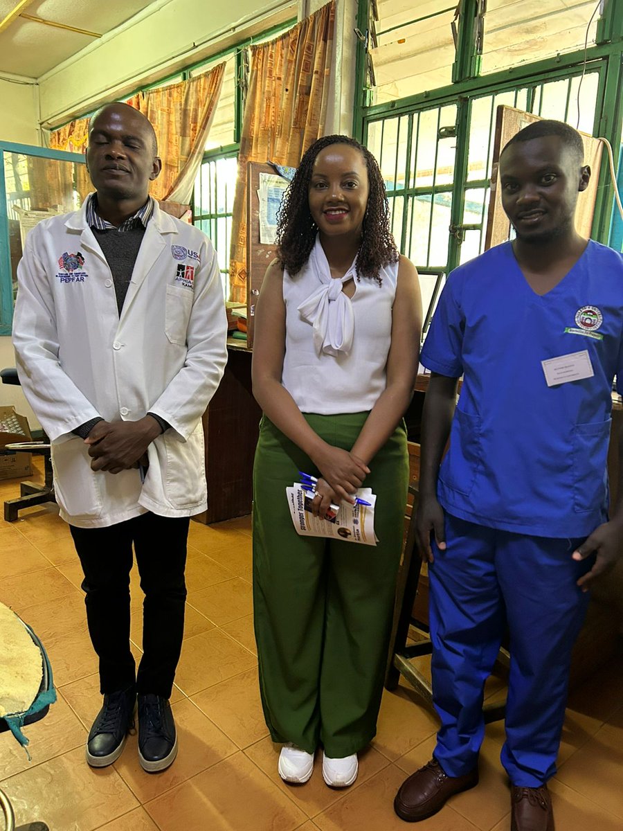 Tots Liz tweet media