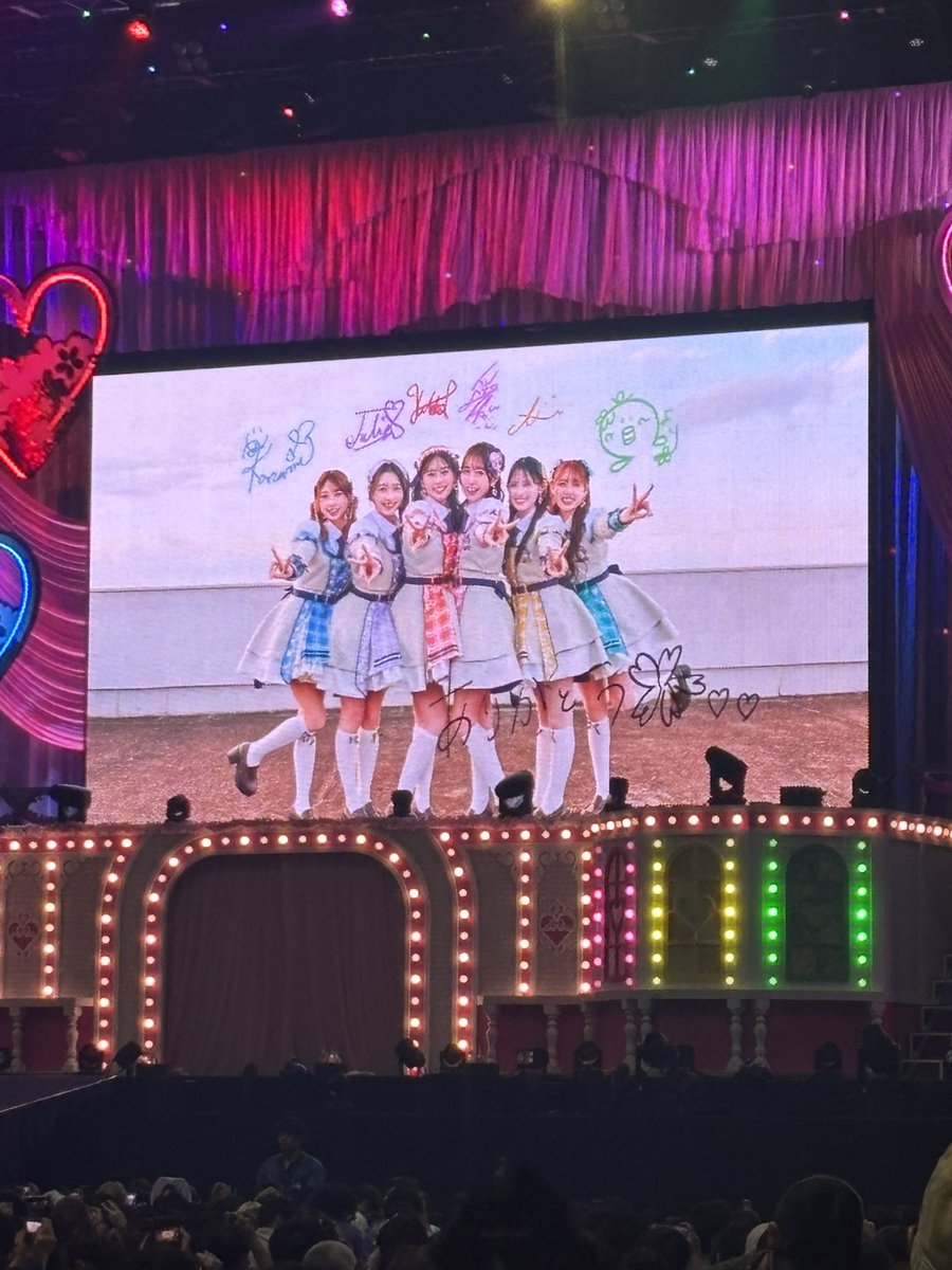 umesan0122's tweet photo. 世界でいちばんの推し
いつまでも これからも
たくさんのときめきをありがとう https://t.co/YzhV5VfWsv
