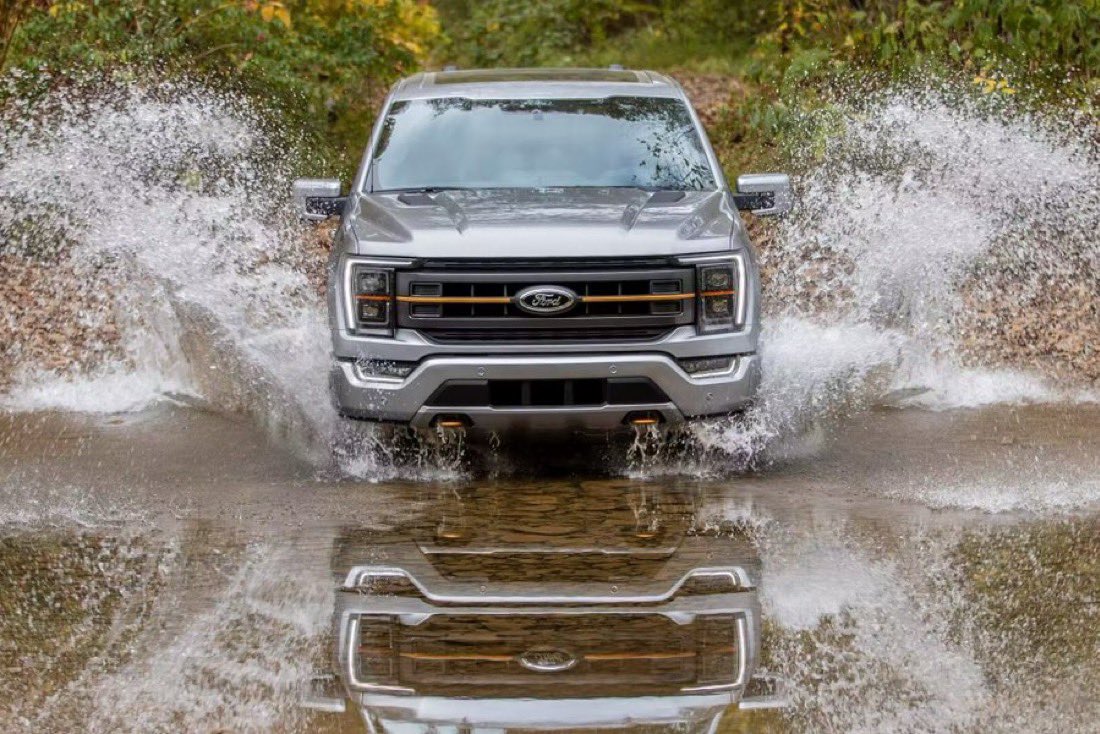 商用車メーカーの中の人 tweet media