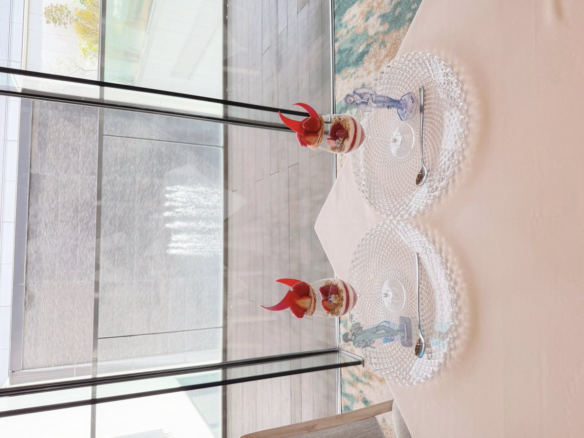 @czrxmc♡ tweet media