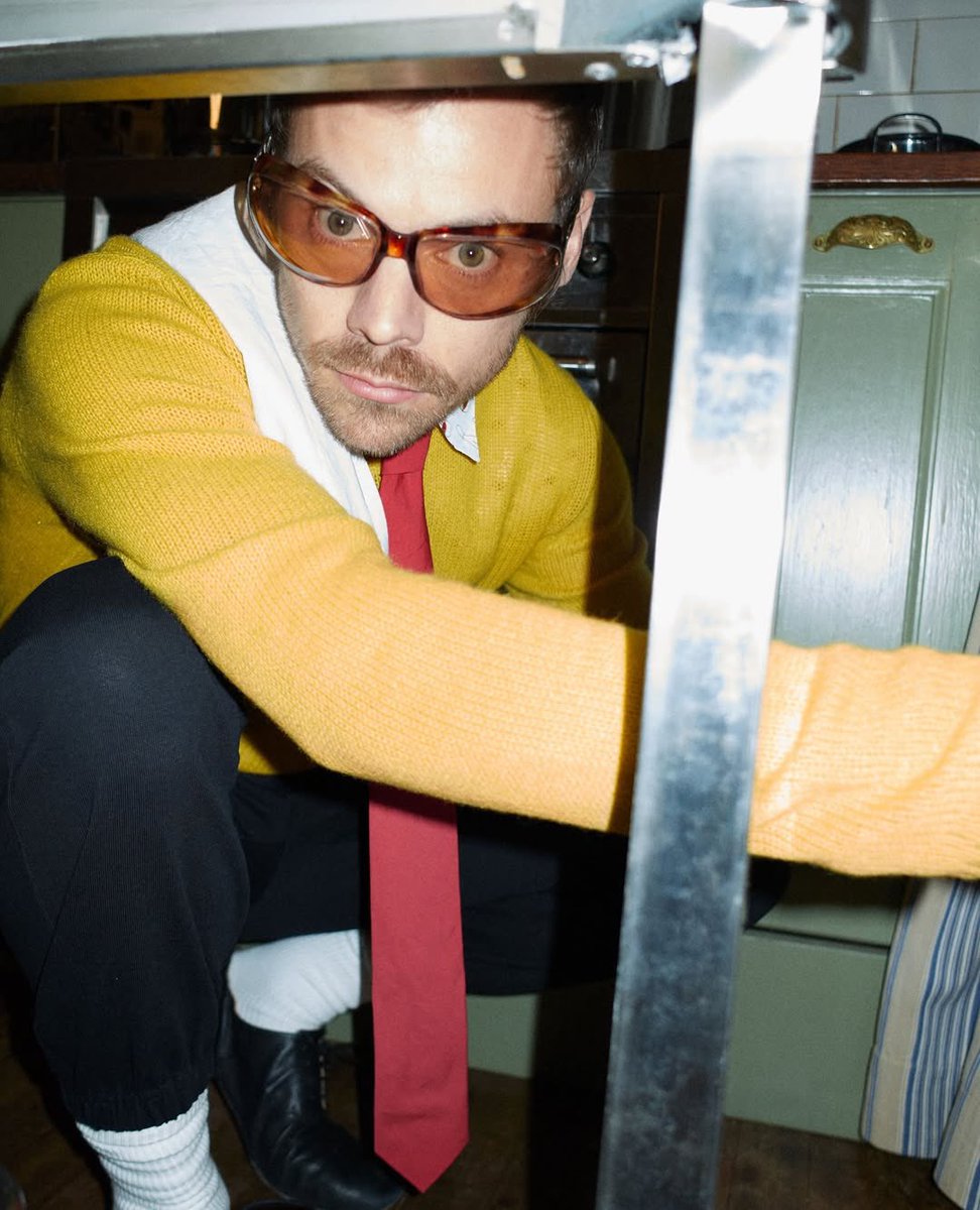 Elena. 💐 tweet media