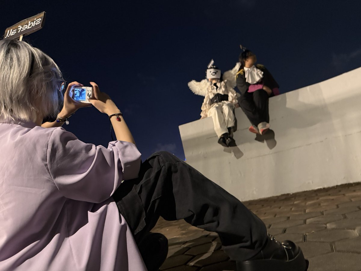 STREAMER celeste🎗️🚦 tweet media