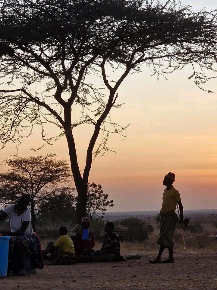 realFelixOnen's tweet photo. Community based Tourism (CBT)

Community based Tourism is not about creating tourism products for communities. It's about enabling communities to tell their own stories to the world. In I research papers and development programs, Community based Tourism (CBT) https://t.co/VoXWeH2a01