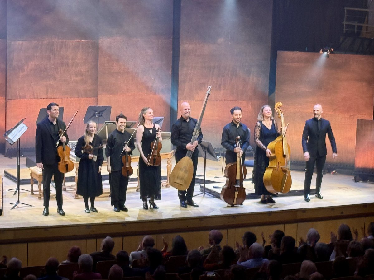 William B tweet media