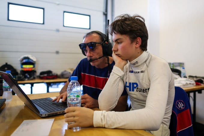 hirAa ⭐ tweet media