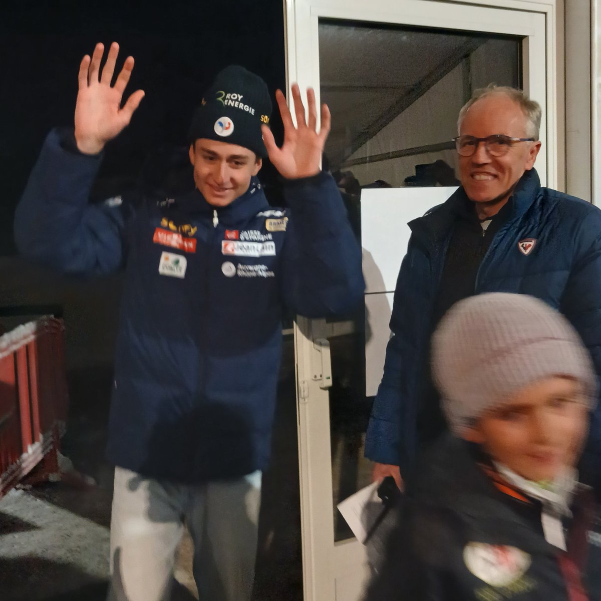 Retour sur la soirée de mise à l'honneur des championnes et champions olympiques français au stade des Tuffes à Prémanon, dans les journaux #FrancheComté de <a href="/md_deg/">Michael Degardin</a> demain matin à 7h01 et 8h01 sur <a href="/RcfJura/">RCF Jura</a> 📻(Merci à Augustin Thiéfaine <a href="/VoixduJura/">Voix du Jura</a> pour les photos)