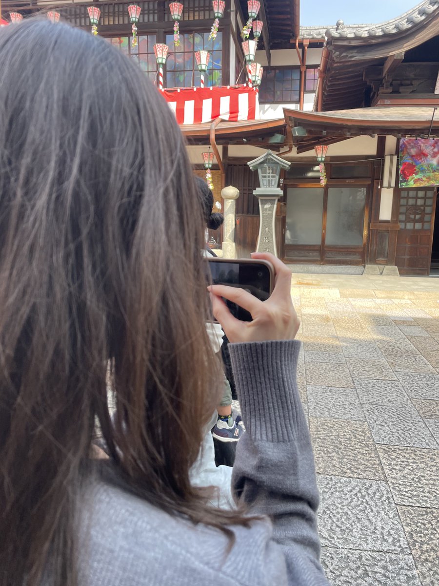 k1__02's tweet photo. 食べ歩きと動物触れるところ行ってきた
楽しすぎた https://t.co/fGPuZBDGsu