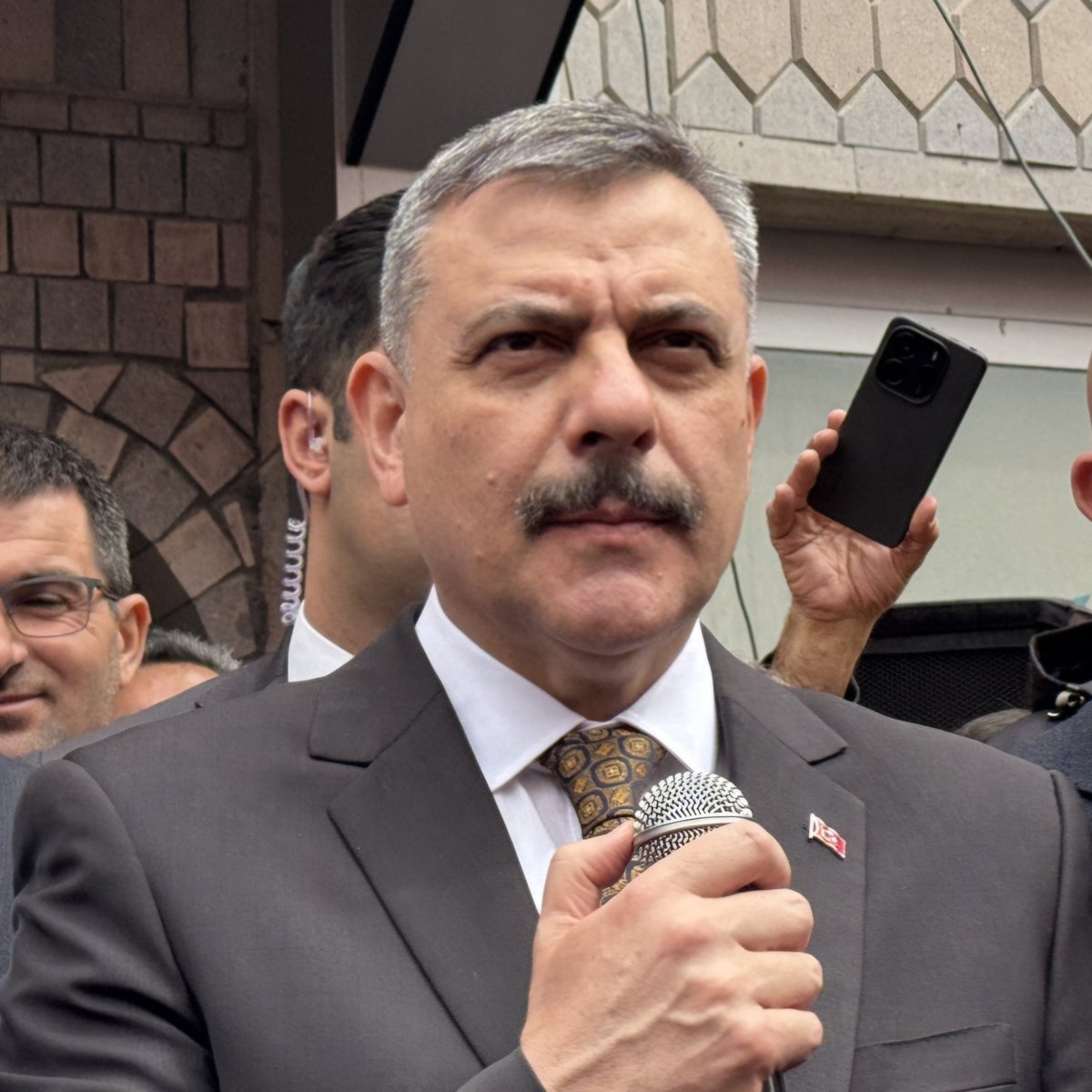 SİYAH SANCAK tweet media