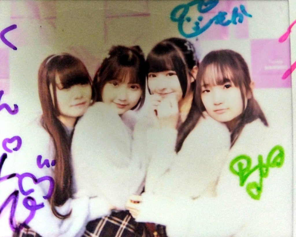 3/29 #館鼻岸壁朝市 #pacchi　#虹乃愛んな #羽衣まい #水綺もか #双葉ゆうみ 今日は内緒の…😘LOVE投げキッス😁