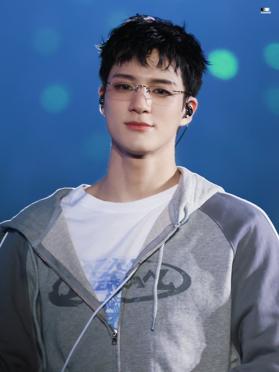 Haloimaura tweet media