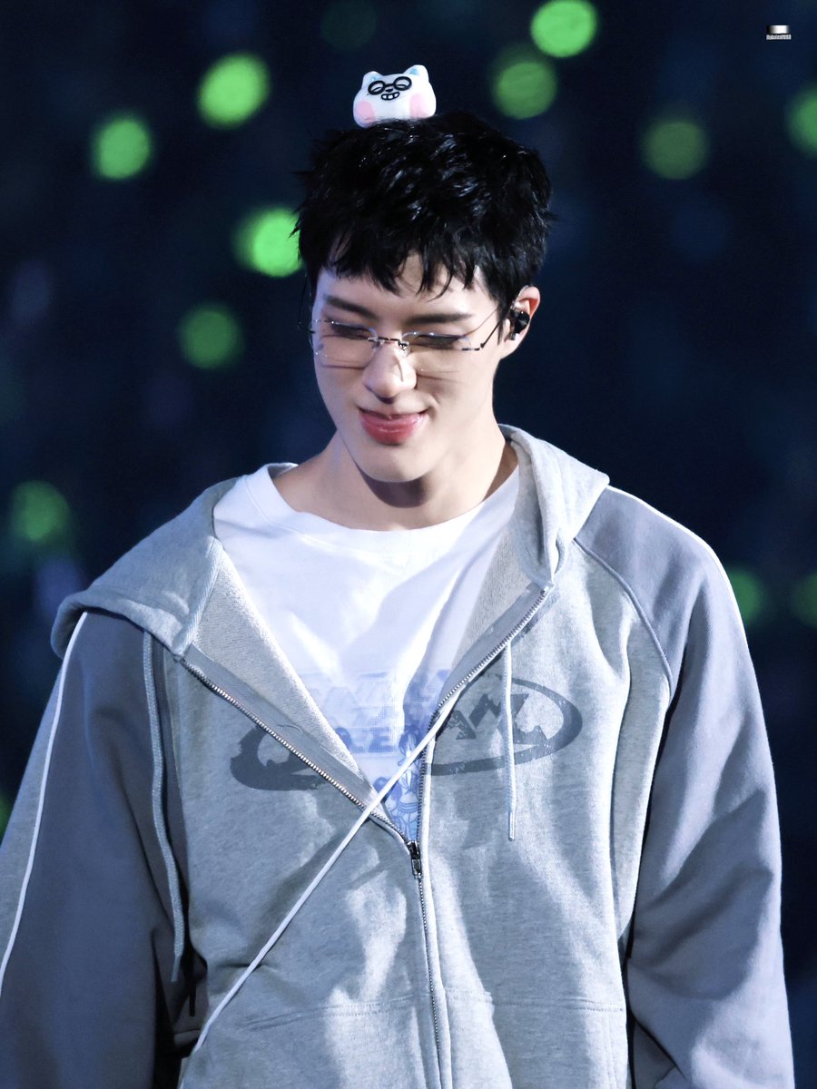 Haloimaura tweet media