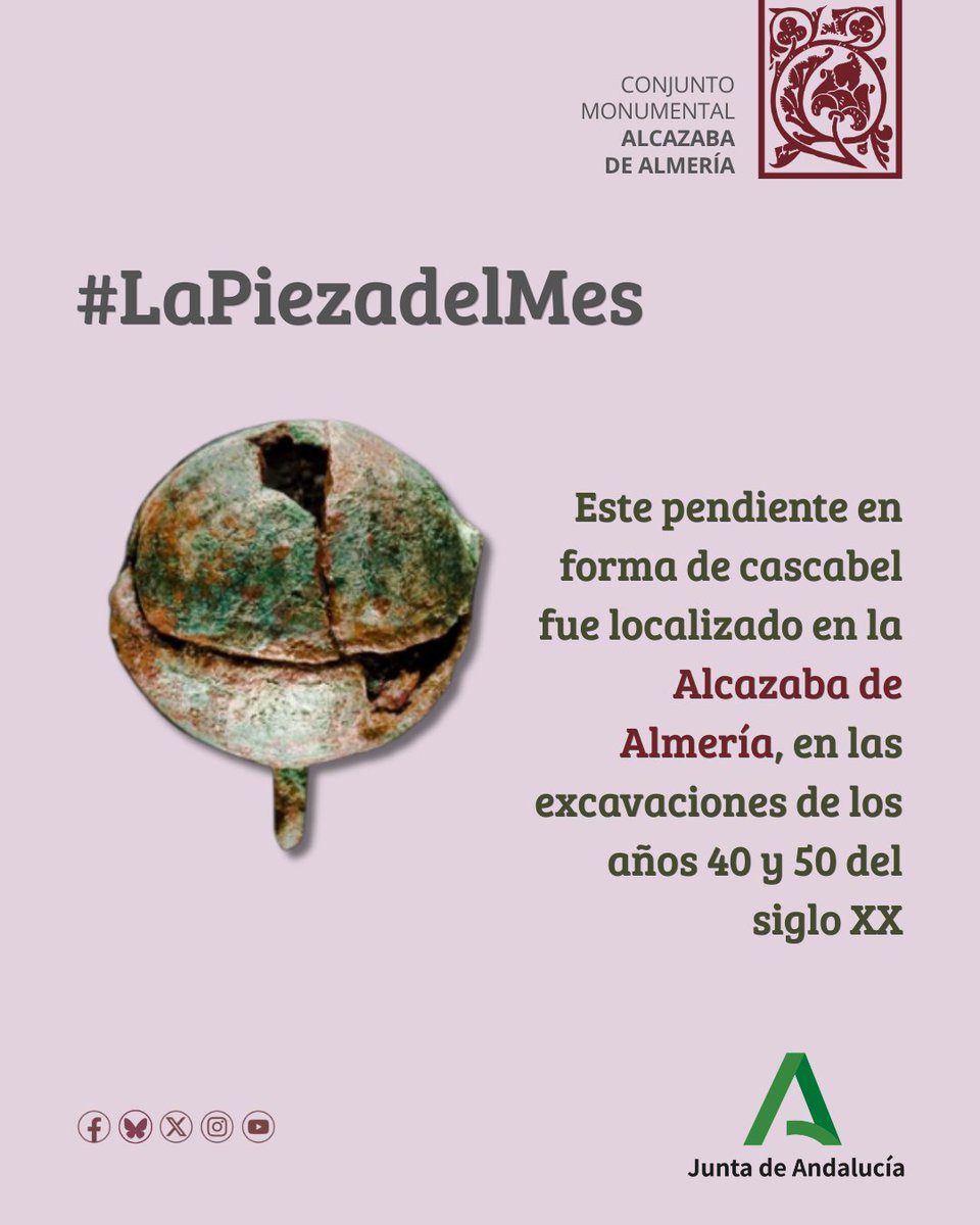 AlcazabaAlmeria's tweet photo. #LaPiezadelMes | Hoy, como último domingo del mes, os traemos este precioso pendiente en forma de cascabel, documentado en la #AlcazabaAlmeria en la segunda mitad del siglo XX, y depositado en el #MuseodeAlmeria. https://t.co/VmOt3TG5gf