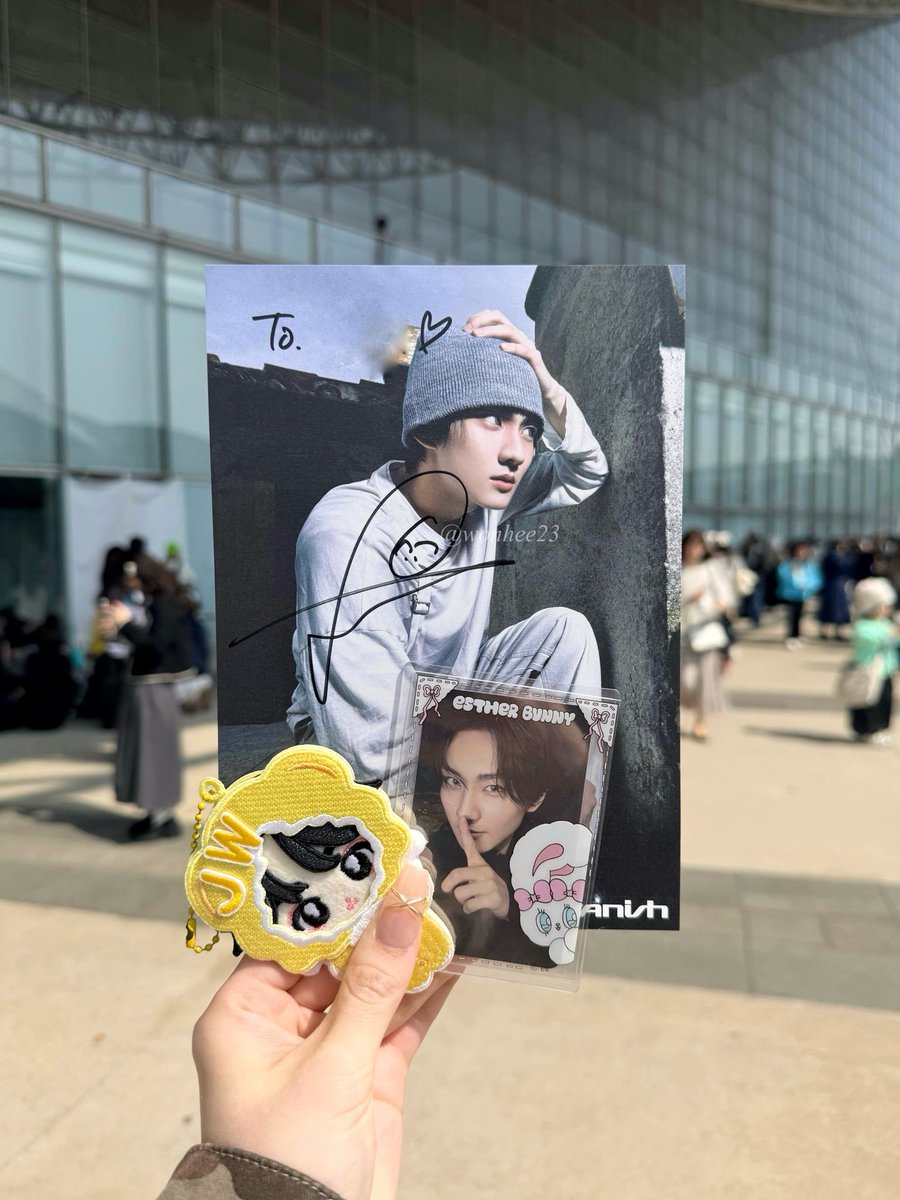 𝓵𝓮𝓮♡ tweet media