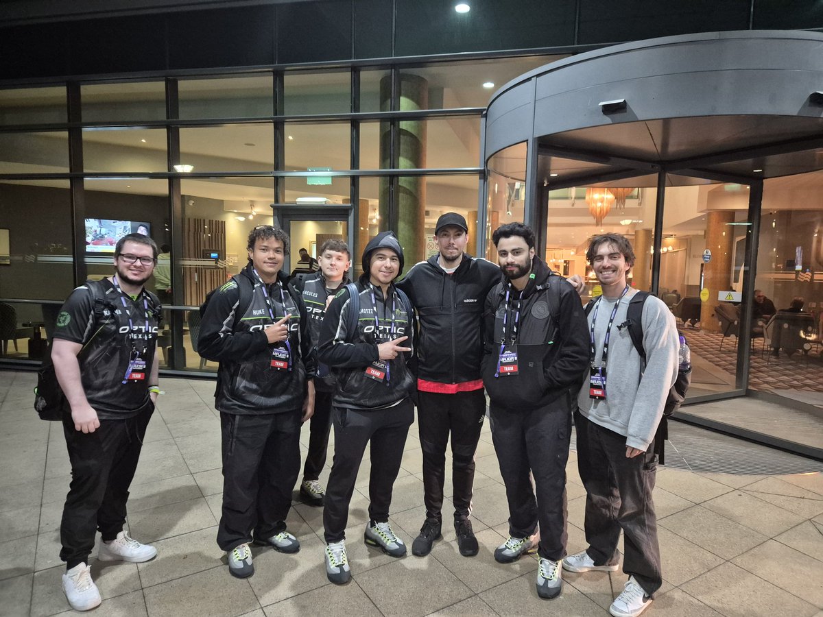 Dynamic / Shane 🎮 tweet media