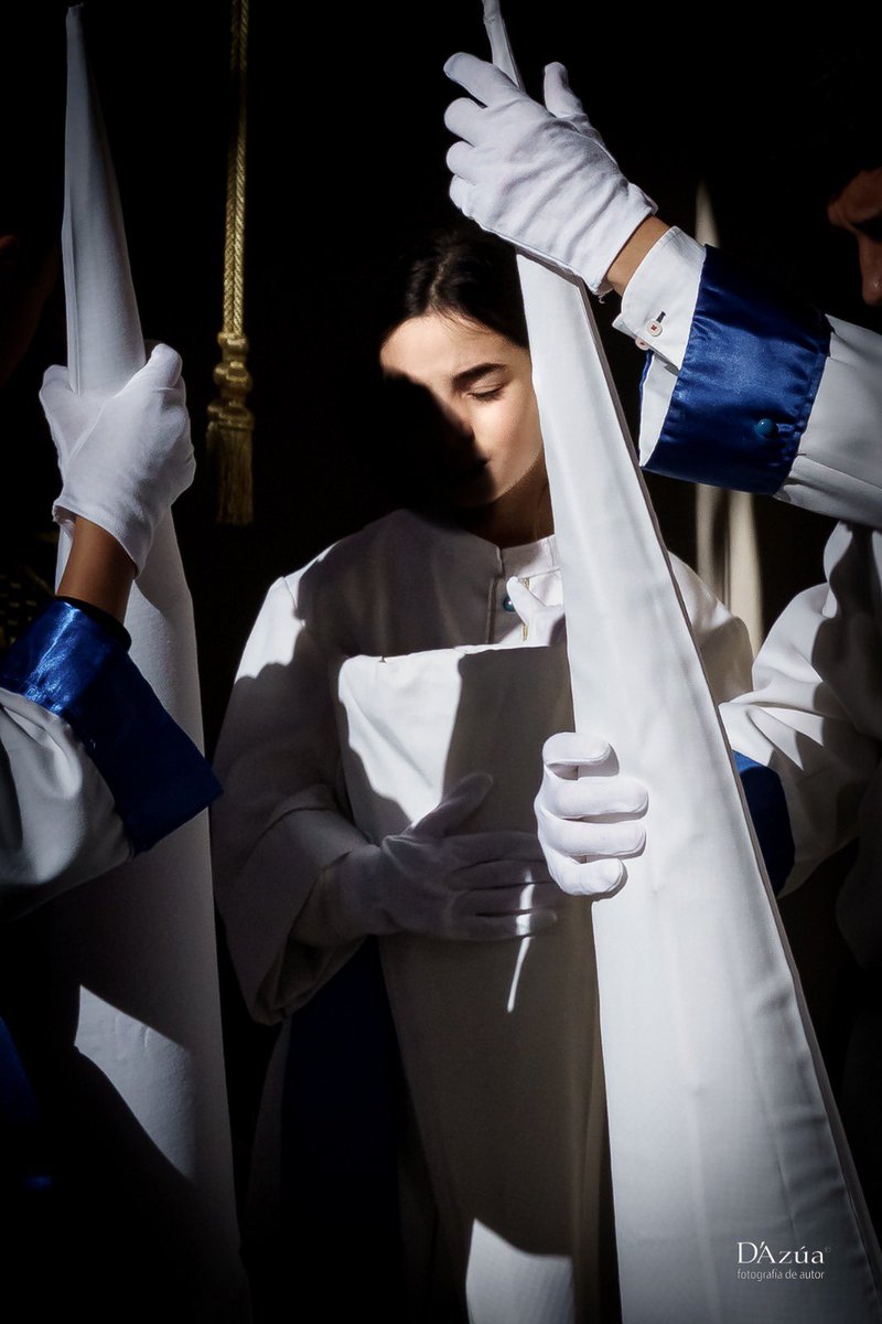 HuertoMamparaos's tweet photo. El fin de una espera.
La ilusión de un nuevo comienzo.

El Domingo de Ramos no solo es palmas y olivos, sino la pureza/candidez de los más pequeños empezando a comprender cómo todo cobra sentido.

📷: @EDAzua 
#CofradíasVM #CofradíasMLG https://t.co/J4qAy5srSI