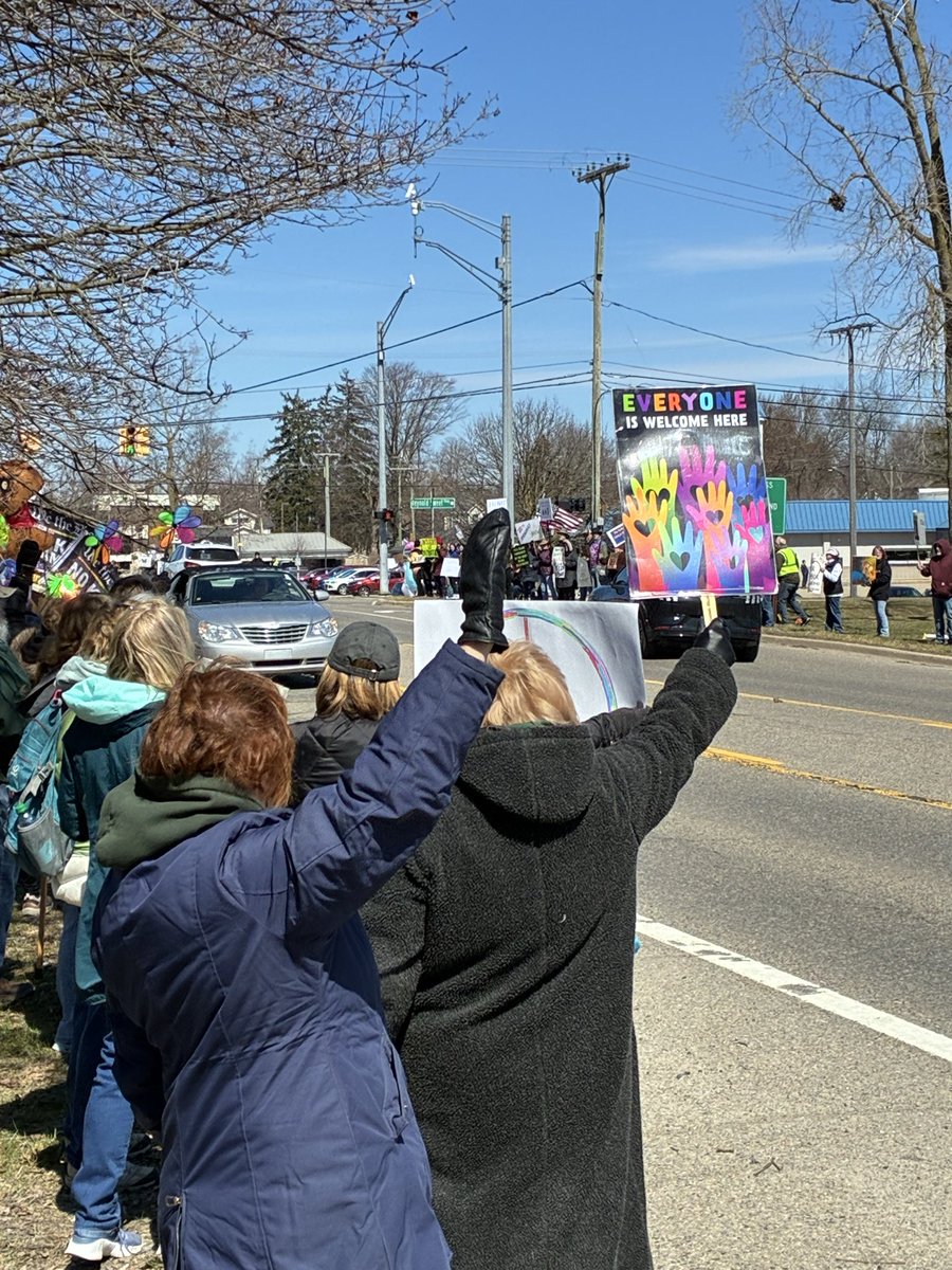 Colin Thomas tweet media