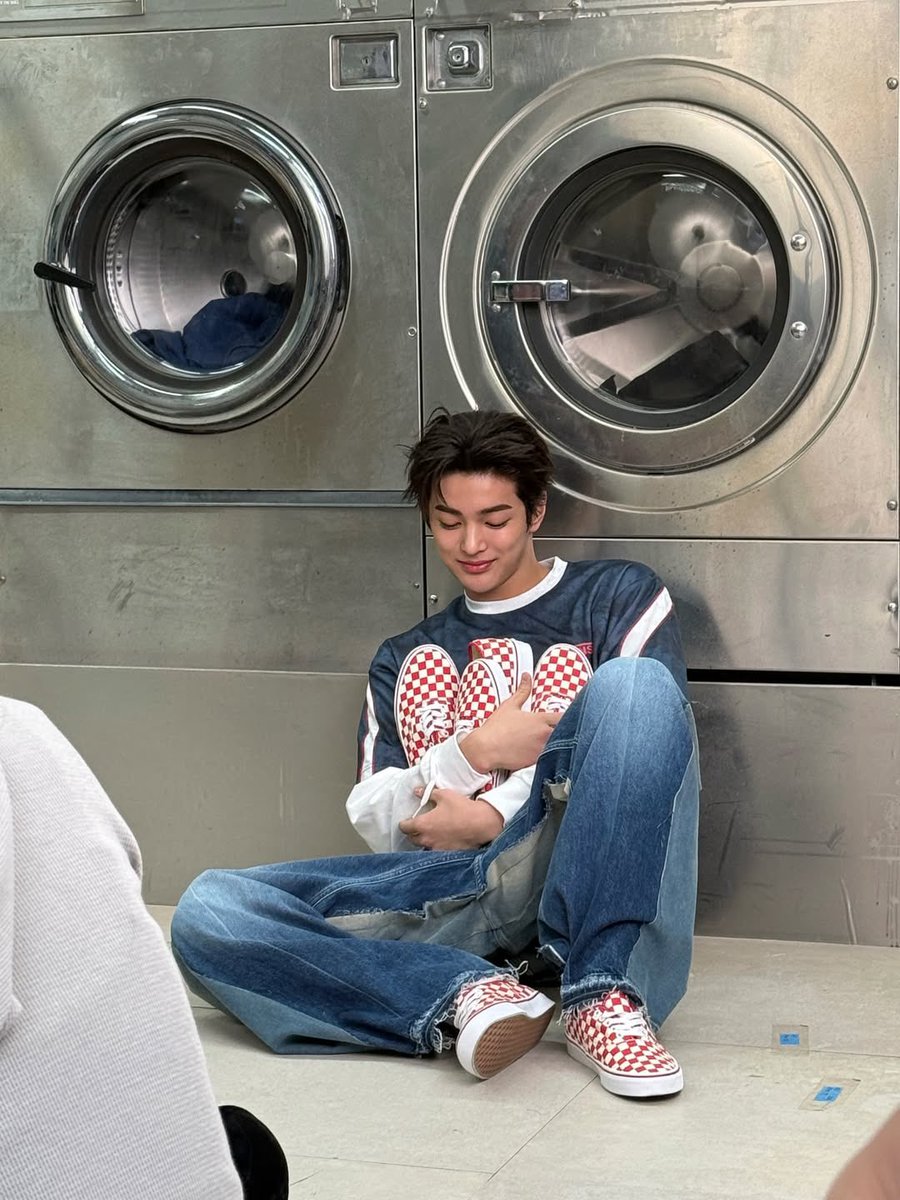 keonho pics tweet media