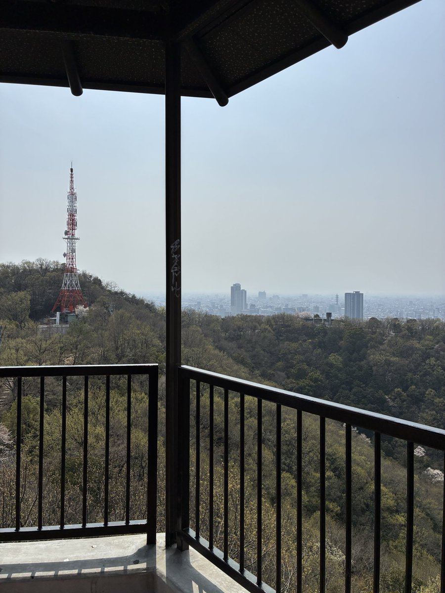 kenji480201's tweet photo. 岐阜金華山へ https://t.co/a2nrSznbFz