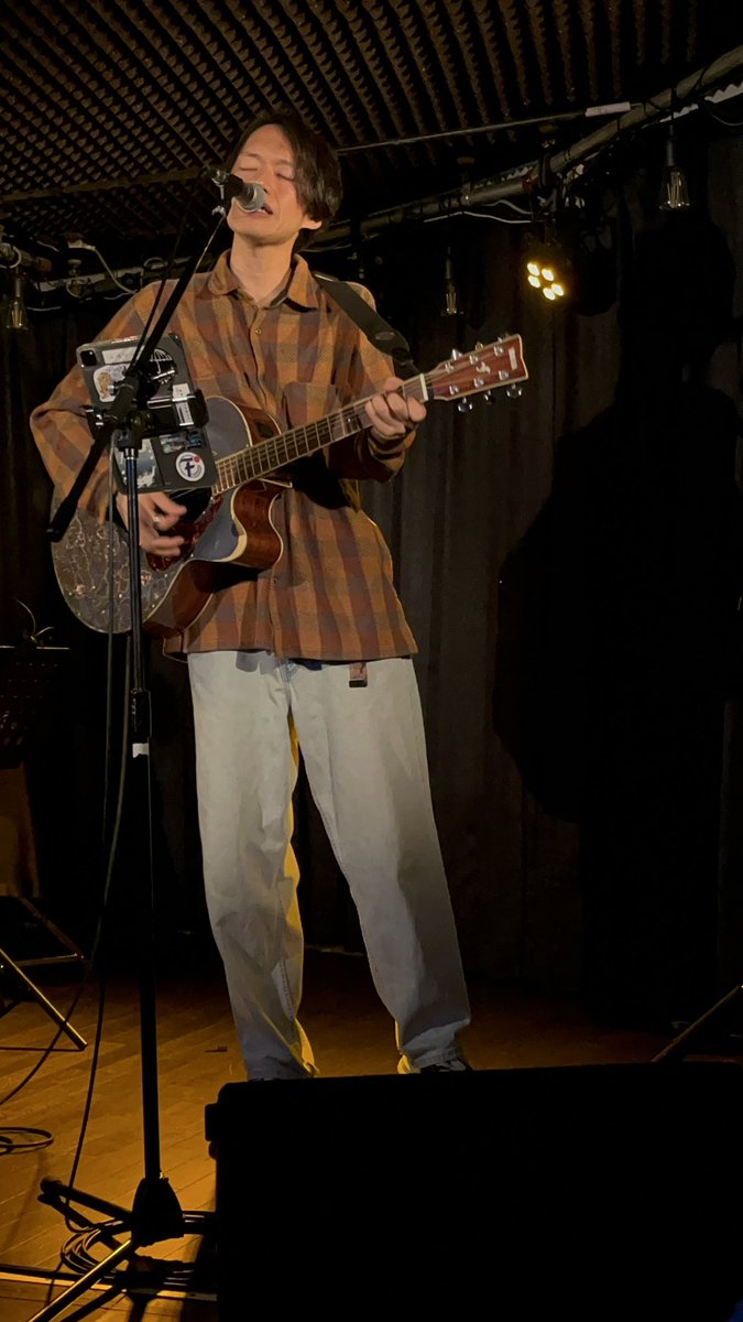 なべけい tweet media