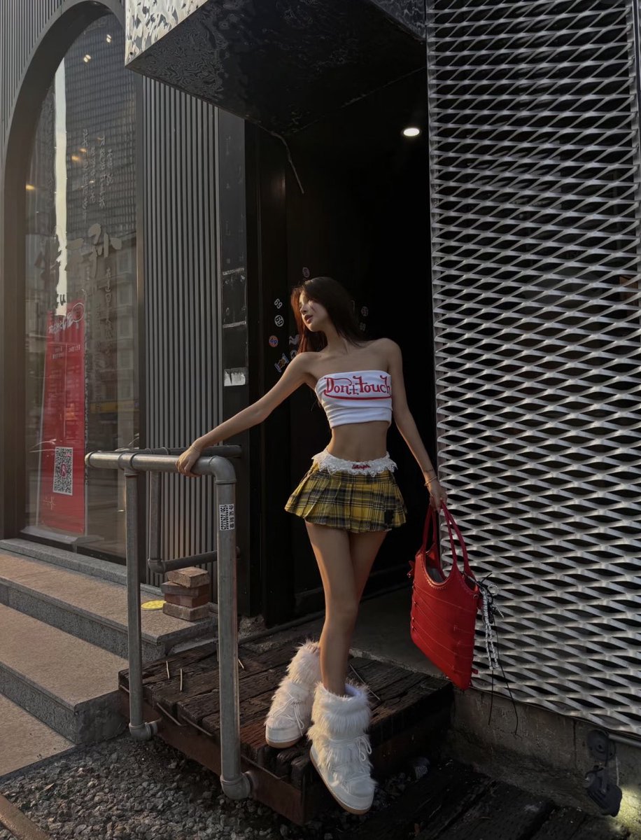 𝐿𝑒𝑒𝓃 ! tweet media