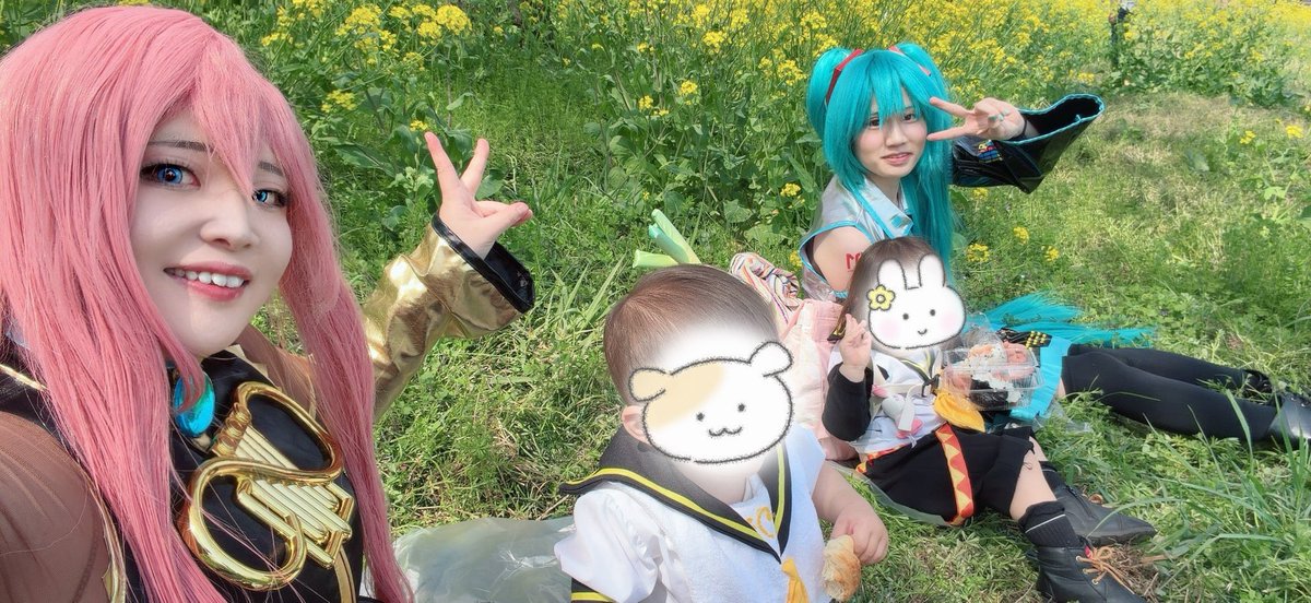 コスナビでお花見でした🌸

ミク:なるり
ルカ:紅ほっぺ<a href="/beni0417/">紅ほっぺ</a> 
リンレン:子供達

<a href="/cosnavi1/">コスナビ</a>