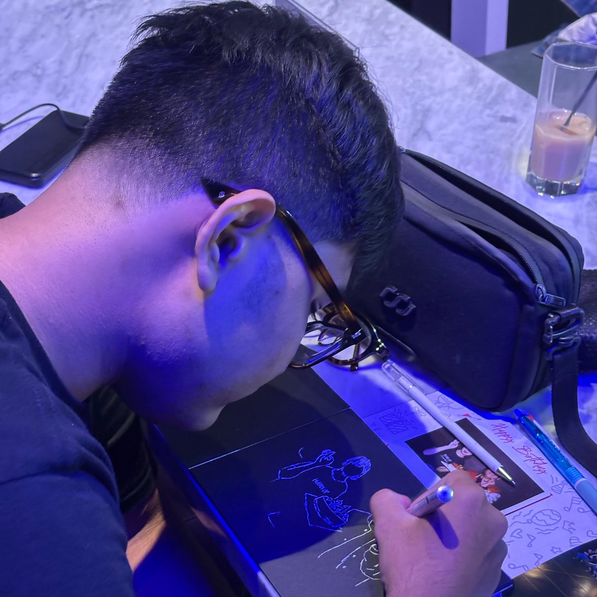 J L R #MakeJeketianFun tweet media