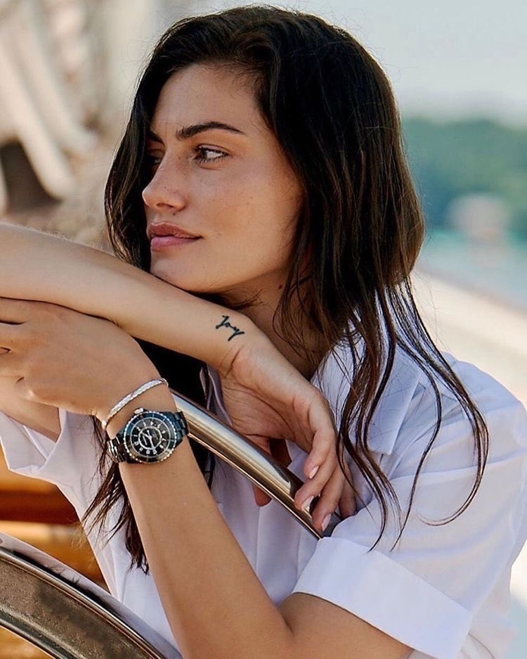 𝒜𝓁𝒾𝓃𝒶 tweet media