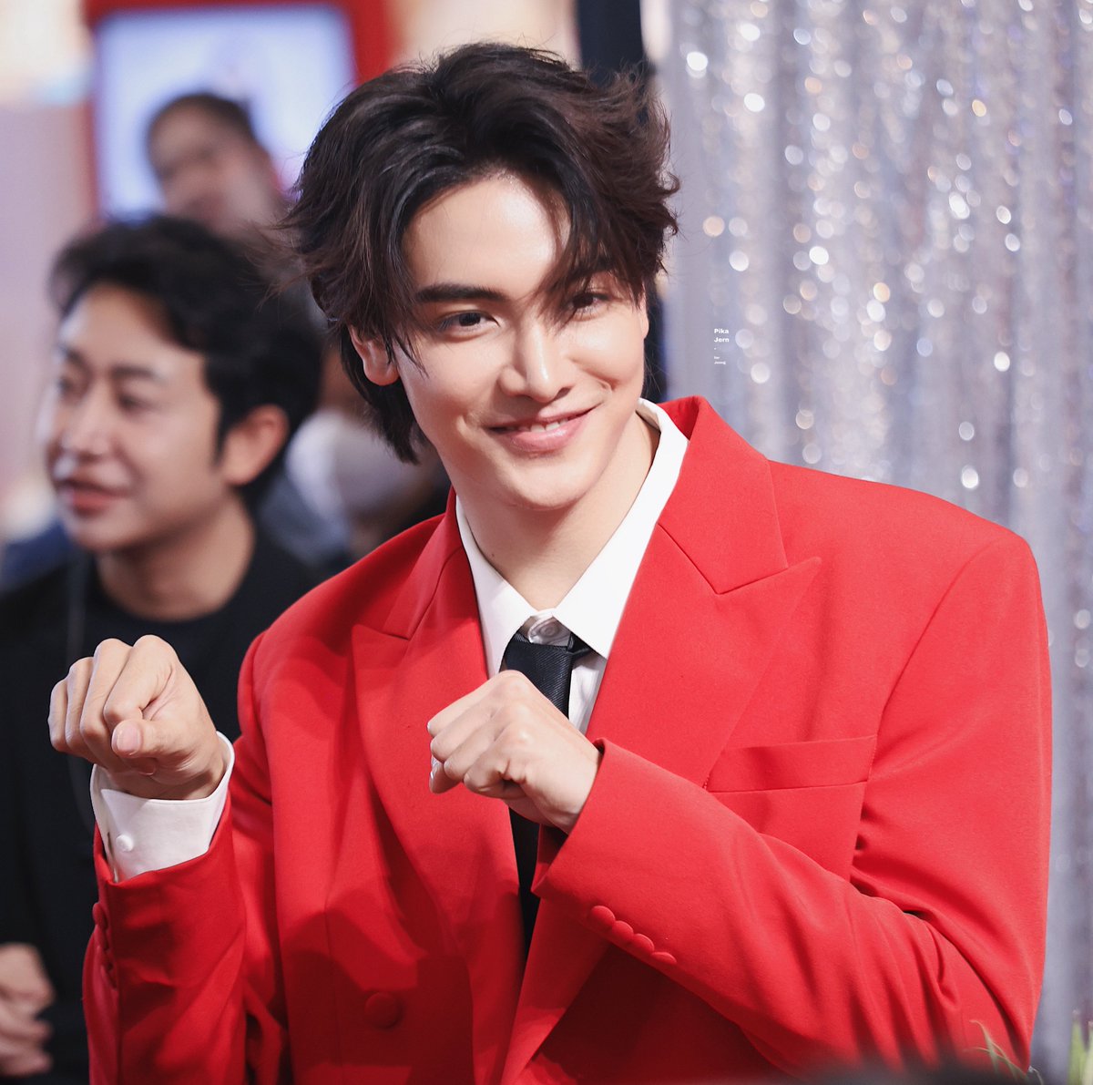 𝓹𝓲𝓴𝓪𝓳𝓮𝓻𝓷🍀🤞🏻🍎☔️🍦🕯️💕🐶😎🤏🏻👻 tweet media