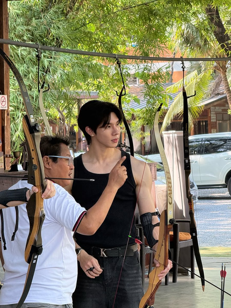 longlee_official tweet media