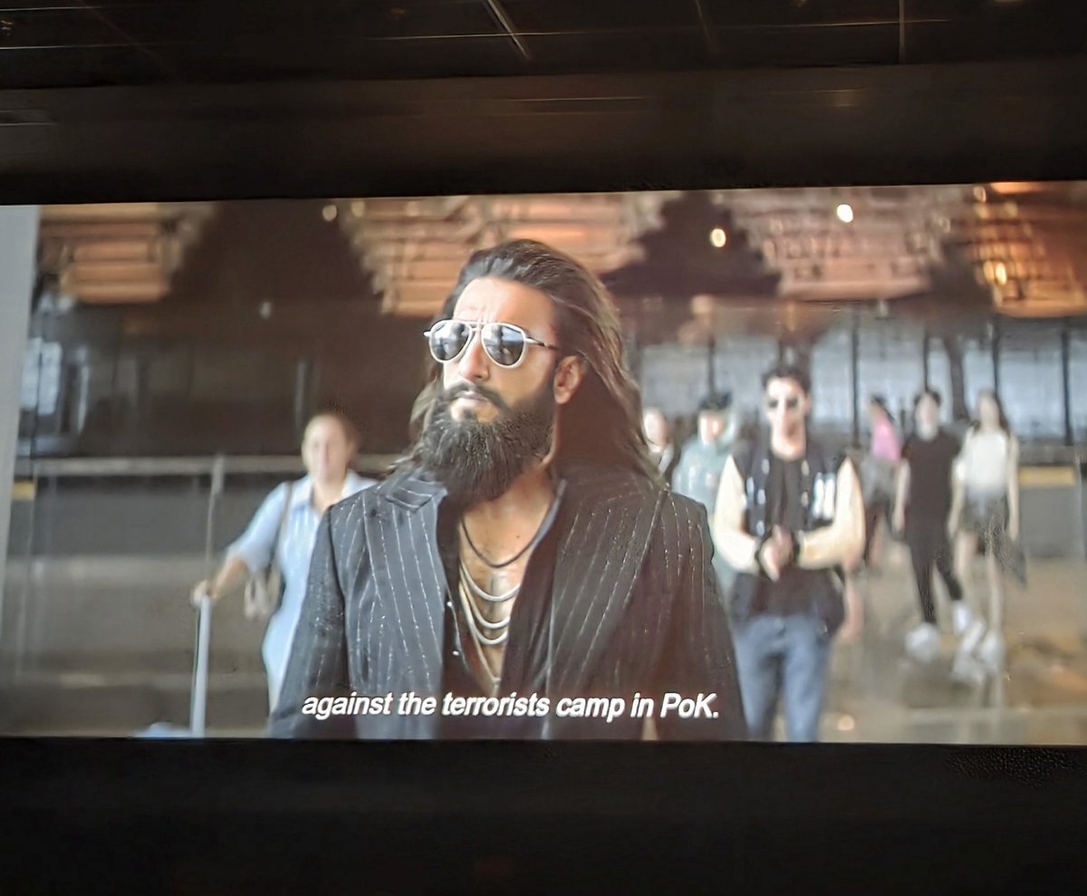 DivyaSindu's tweet photo. Re-watched #Dhurandhar2‌TheRevenge (4th time) Ranveer Singh🔥🔥😍❤️  @AdityaDharFilms @RanveerOfficial #Dhurandhar2‌ https://t.co/Y5ZVMefc2P
