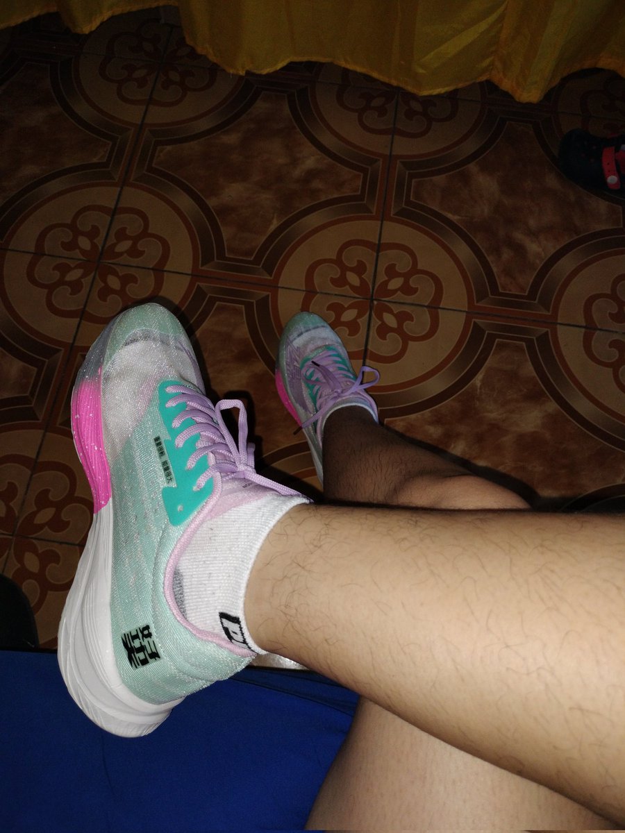 tita kath🪐 tweet media