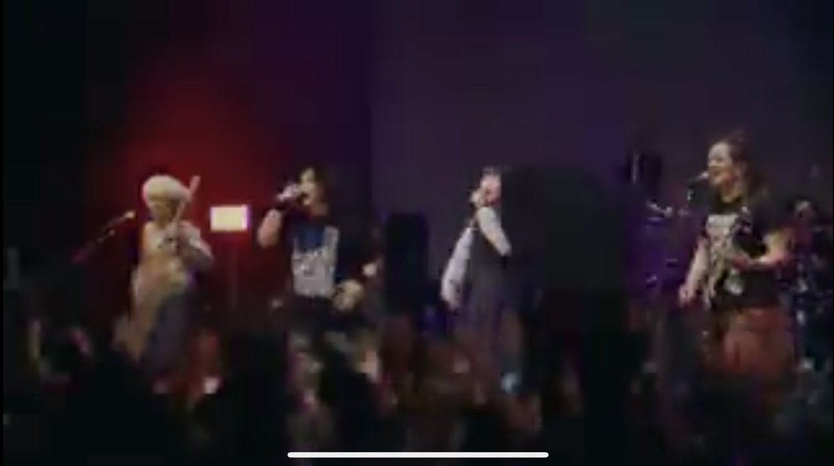 OSAMU🐰 tweet media