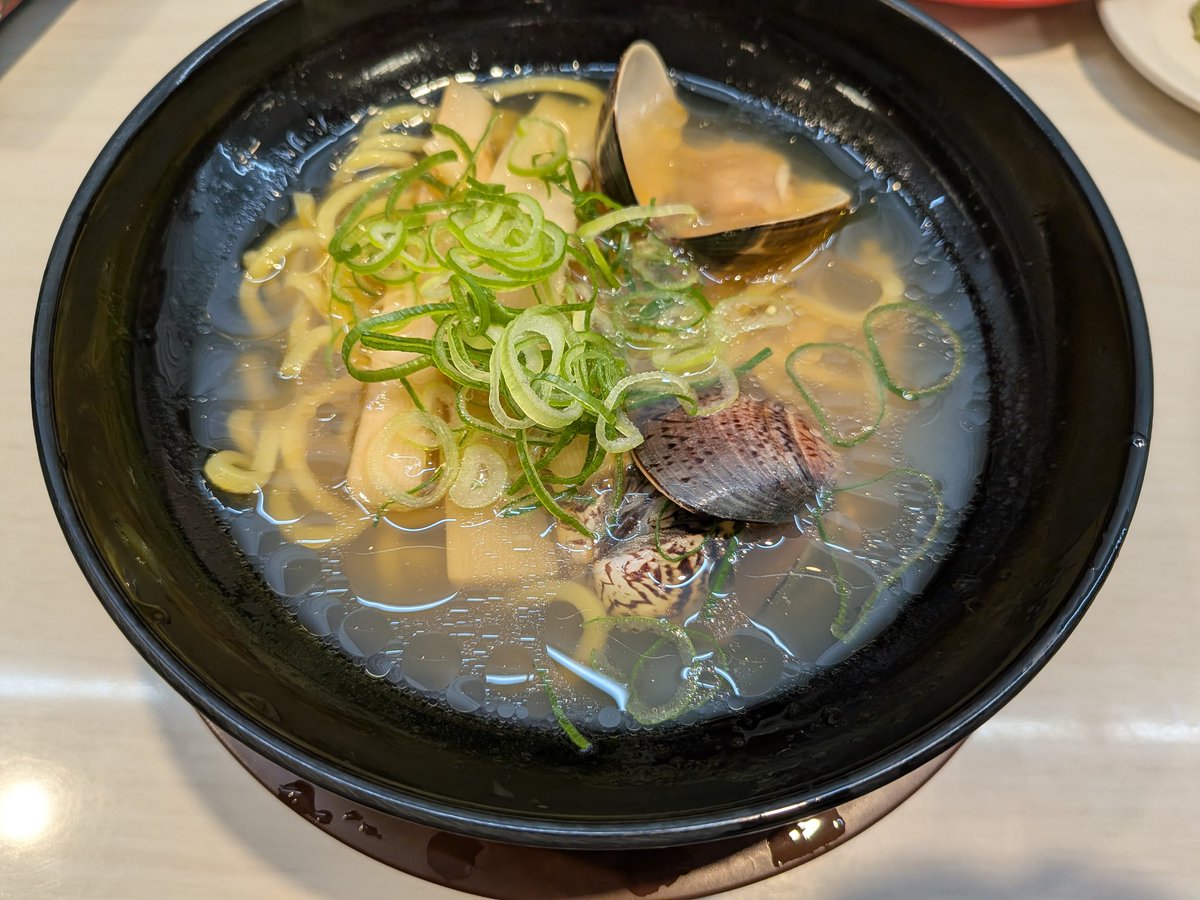 おなりかずき tweet media