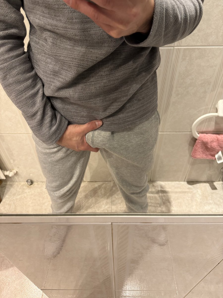 AlejandroMora08's tweet photo. Quieres ver como me la pone tu tributo? 😏😈💸 #findom #cashmaster #pagafantas https://t.co/j8vjAfjTxL