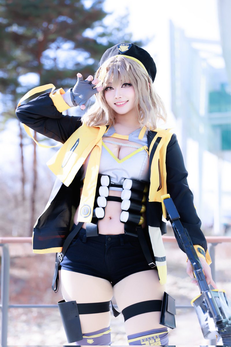 Quick_Punch_'s tweet photo. 💛 아니스

#NIKKE #니케 #NIKKEcosplay https://t.co/iX7tm1oATM