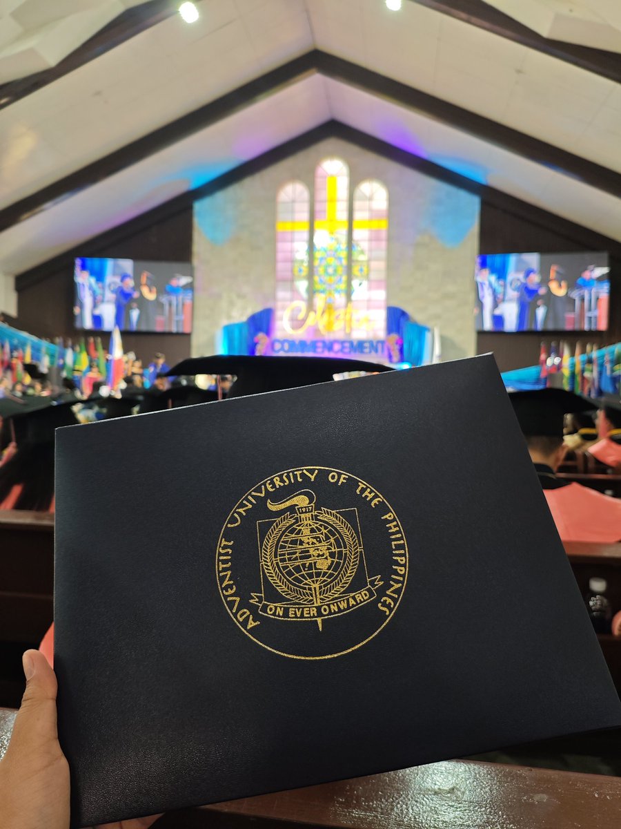 𝑙𝑒𝑧𝑦 tweet media