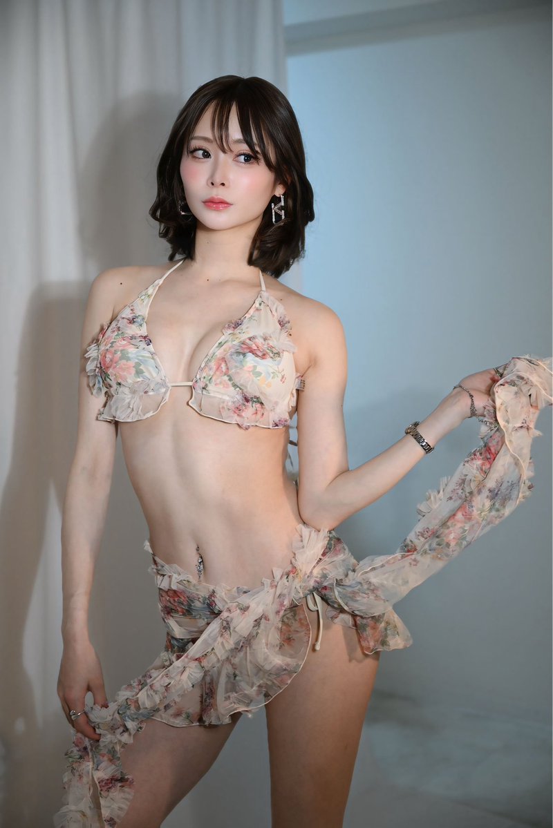 桐生 もえこ 3/29桜撮影会🥩🍷 tweet media