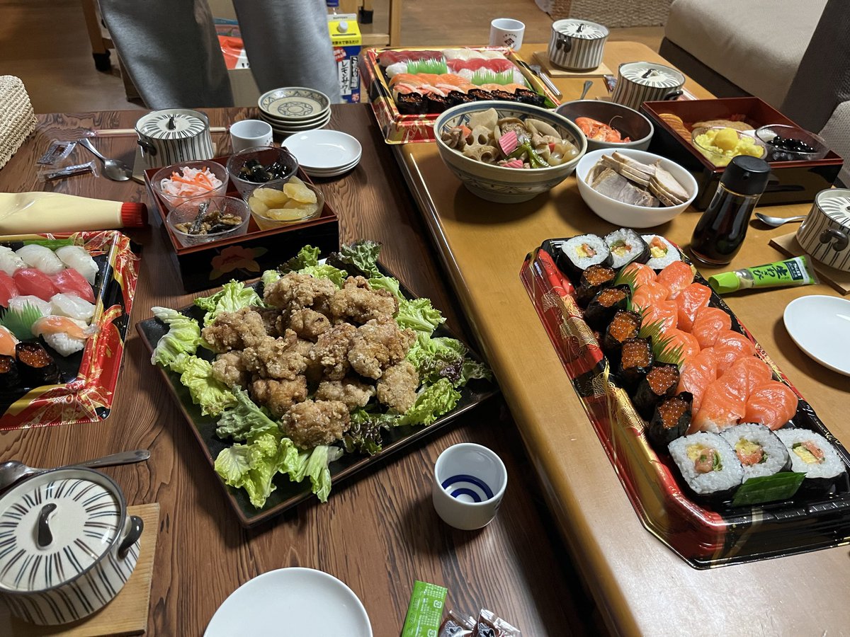 ムキデザ│グラフィックデザイナー tweet media