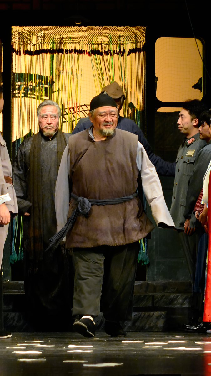 scbsdcfcfv tweet media