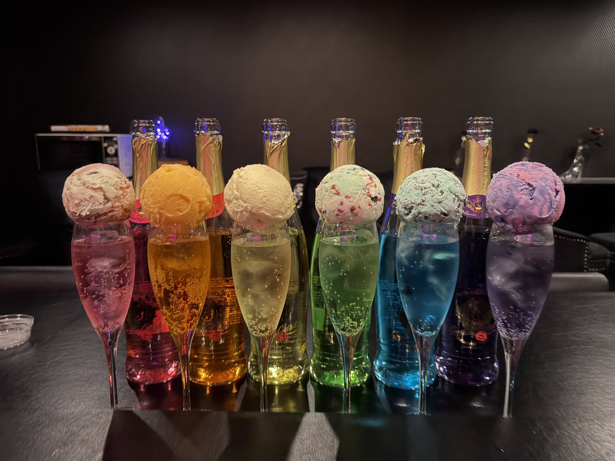 夜乃 菫(スミレ)†❤︎ゴシクレ❤︎† tweet media