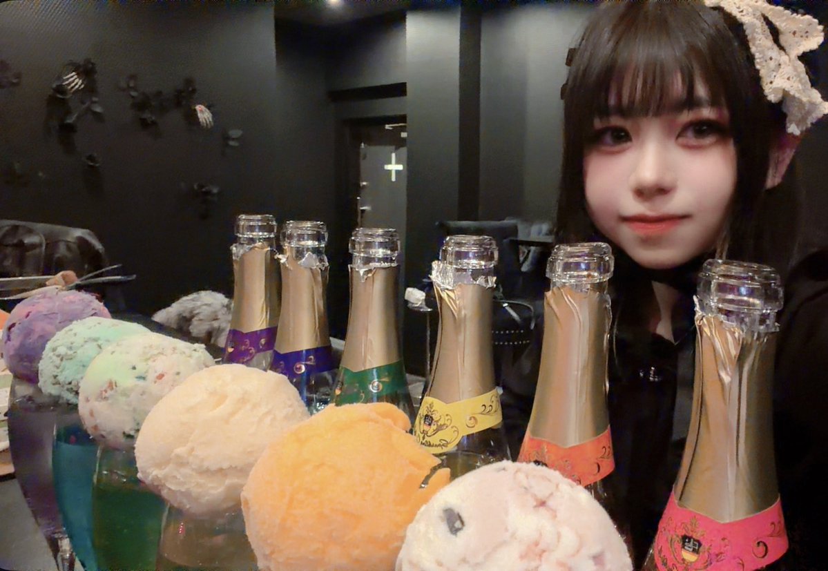 夜乃 菫(スミレ)†❤︎ゴシクレ❤︎† tweet media