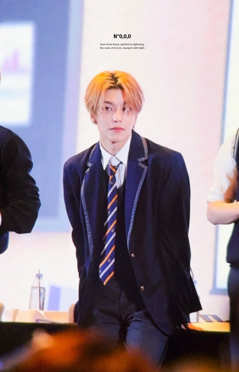 𝗡°𝟬,𝟬,𝟬 tweet media