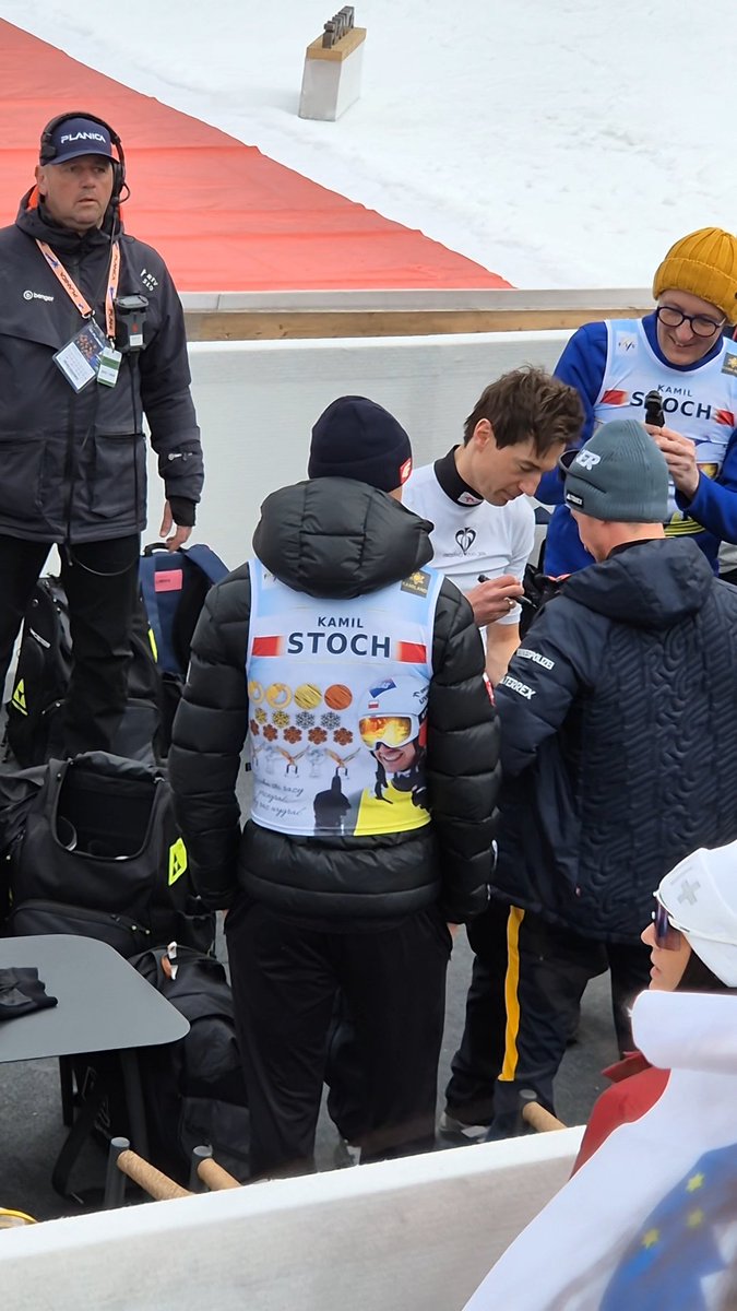 Paulina🕊 tweet media