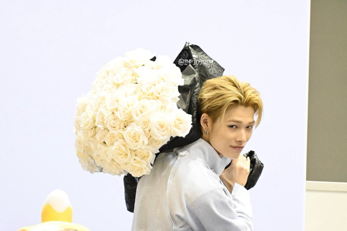 (•ө•) tweet media