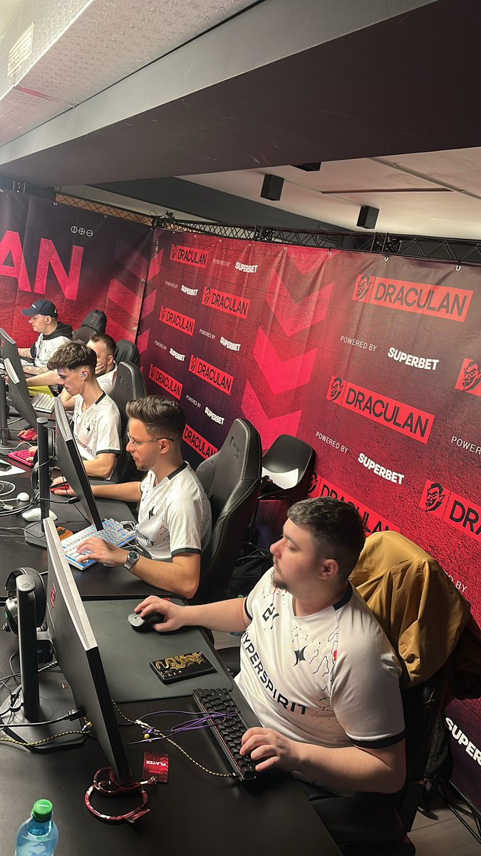 HYPERSPIRIT tweet media