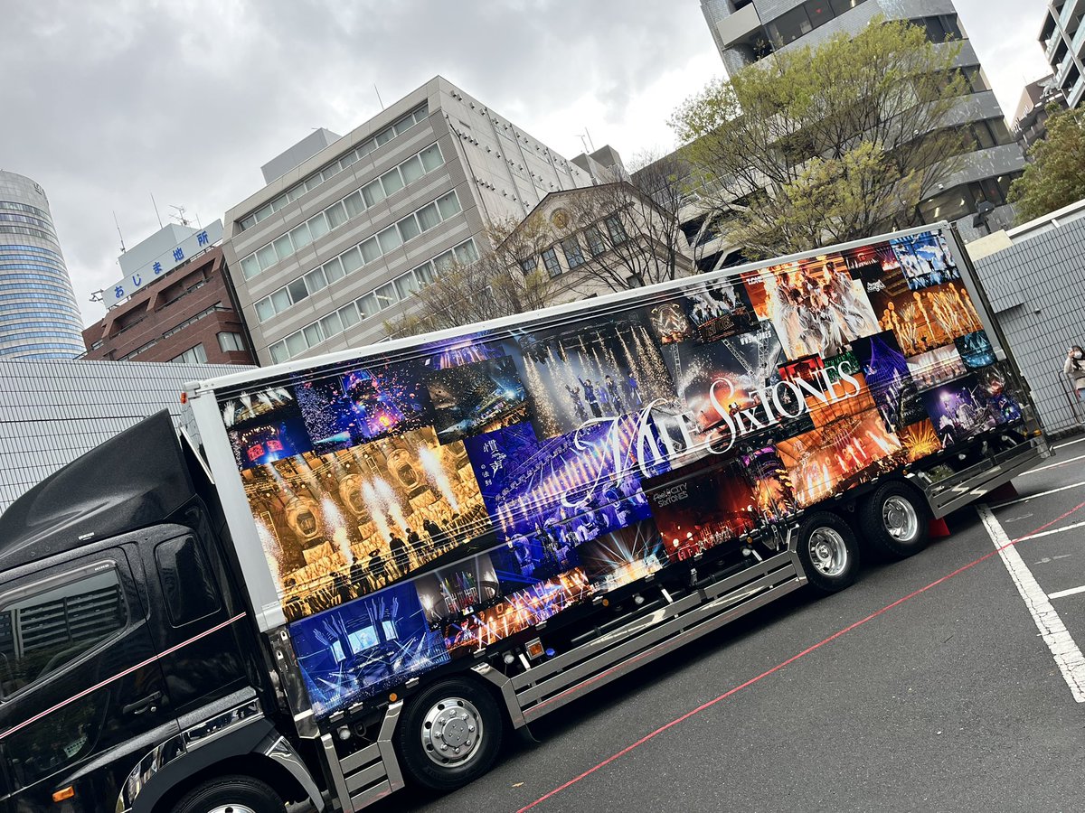 うめ tweet media