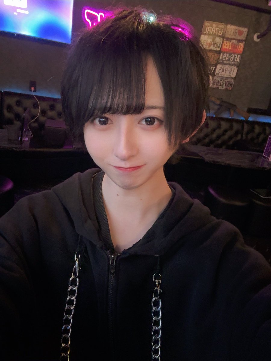 かい tweet media