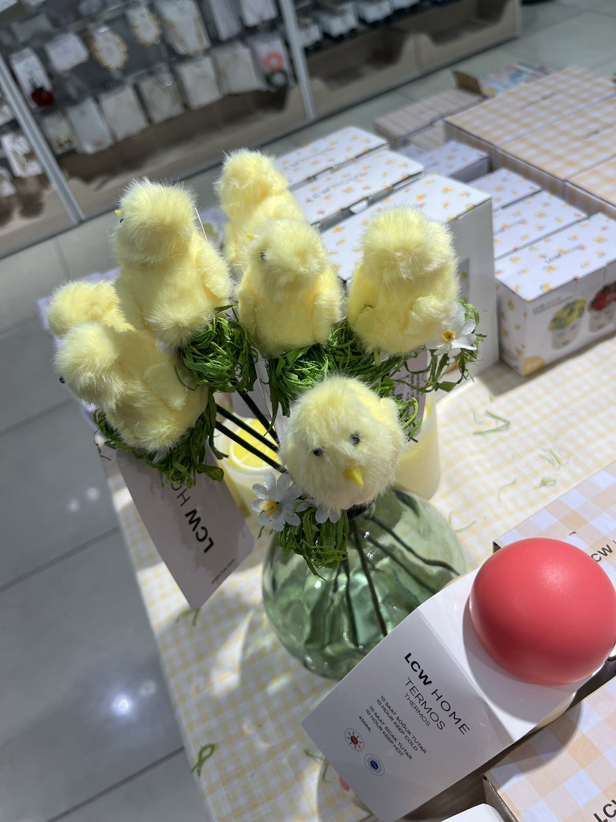 Lcw home sen ev dekorasyonunun vakkosu olma yolunda ilerliyosun 💖😍keşke hepsini alabilsek 🤩(reklam vs yok benim vereceğim reklamı napsın sjsbsjsh )