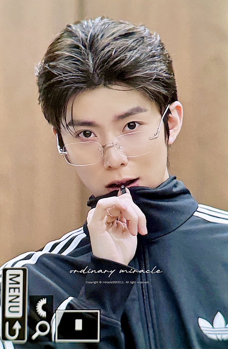 miracle990511's tweet photo. 260329 ganzi
#SF9 #휘영 #HWIYOUNG @0_rbsl https://t.co/19ylLgp0SK