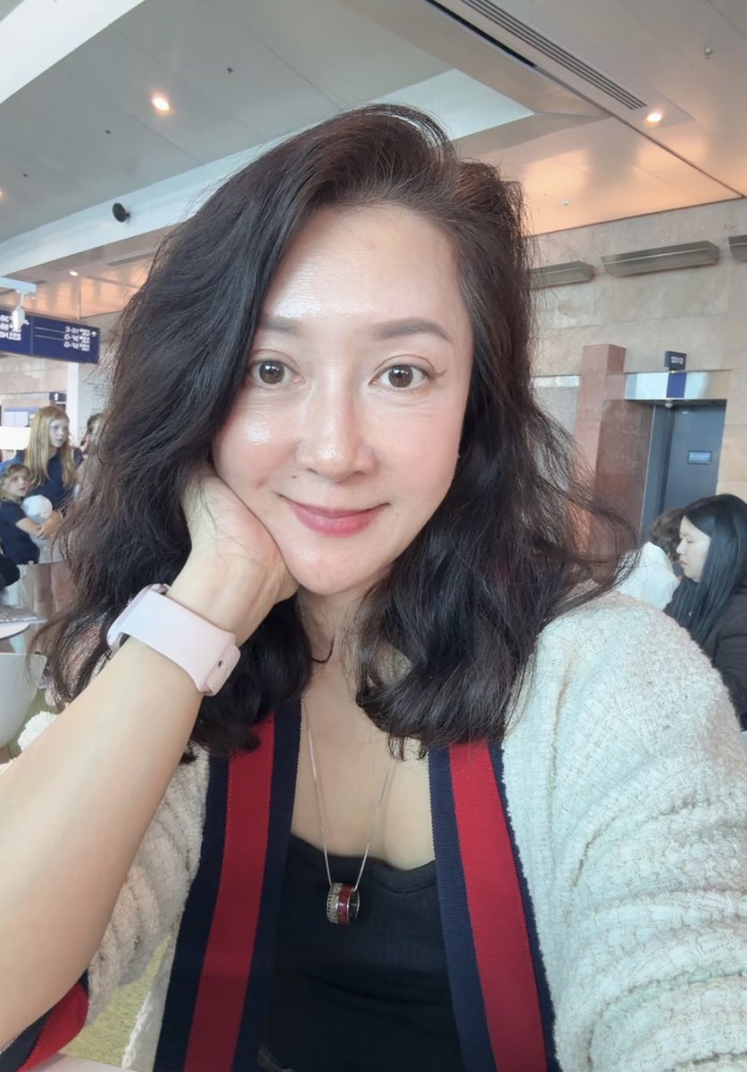 一个桃子 tweet media